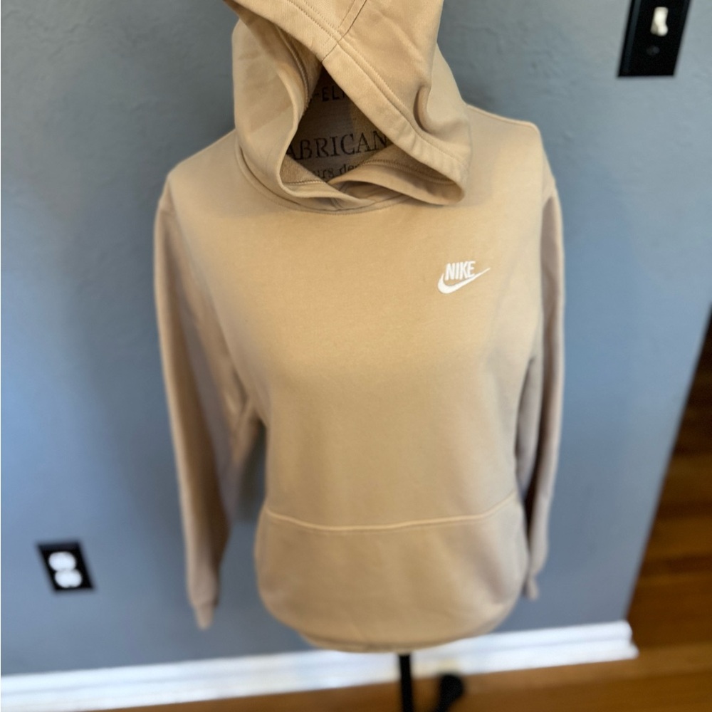 Like New Nike Tan Hoodie & Joggers Matching Set!